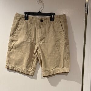 American Eagle Outfitters Men's Khaki Shorts